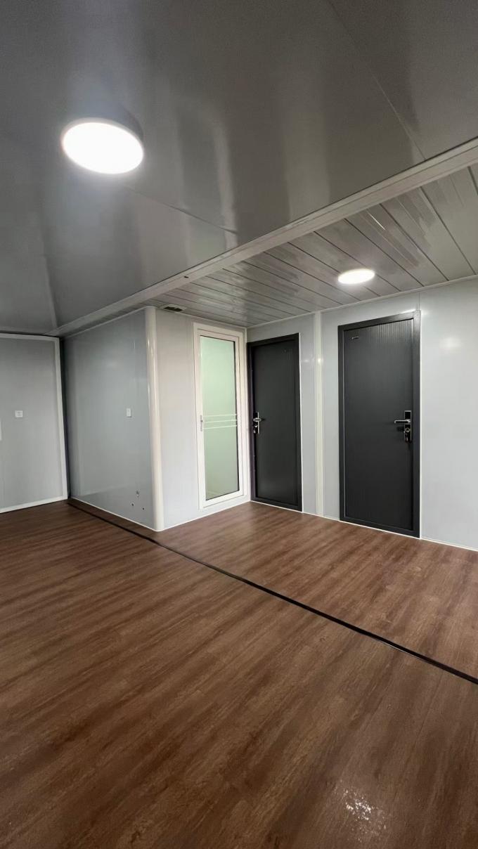 20-Foot Expandable Container House With Metal Engraving The Perfect Combination Of Durability And Style 4