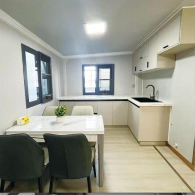 40ft Expandable Container Home Temporary Shelter With Bathroom 3