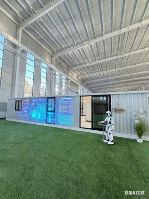 Buy 40ft Expandable Container Home with Internal Dimensions L11540 * W6060 * H2240 Mm, 18 Thick Fireproof Cement Fiber Floor, and Bull 30 * 30 Flat Lamp online manufacture