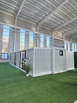 Galvanized Steel 40ft Constructed Housing Units for 3-6 People Accommodated at Affordable