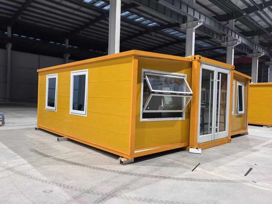 Polyurethane Foam Insulation and Galvanized Steel Sheet Roof for Swift Installation of Benefit Steel Structure Prefab House