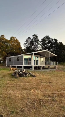 Affordable and Versatile 40ft Fabricated Residences with Light Accessories