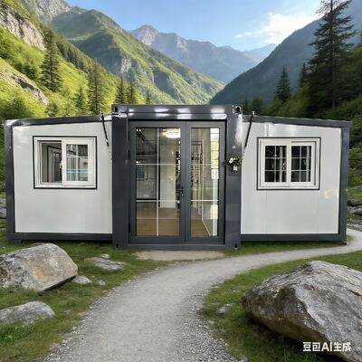 Foldable 20ft Container with L5900*W2200*2480mm Folded Dimensions, 28,000 Kg Load Capacity, and Customizable Windows and Layout